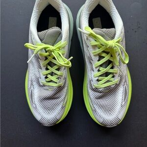 Hoka Clifton 9 Gray and Neon Green - Worn Once  men’s 8/womens 9